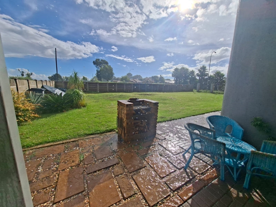 4 Bedroom Property for Sale in Riversdale Gauteng
