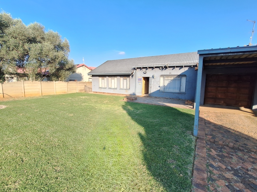 3 Bedroom Property for Sale in Vanderbijlpark SE 6 Gauteng