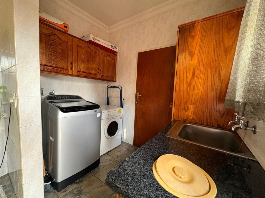 2 Bedroom Property for Sale in Three Rivers East Gauteng
