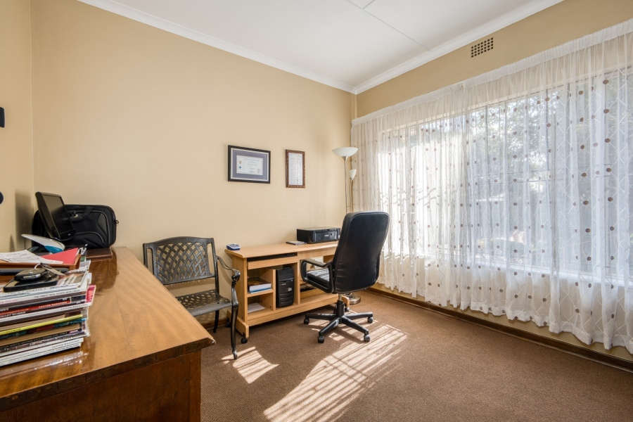 4 Bedroom Property for Sale in Bramley Park Gauteng