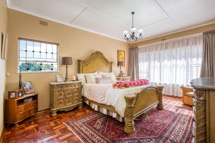 4 Bedroom Property for Sale in Bramley Park Gauteng