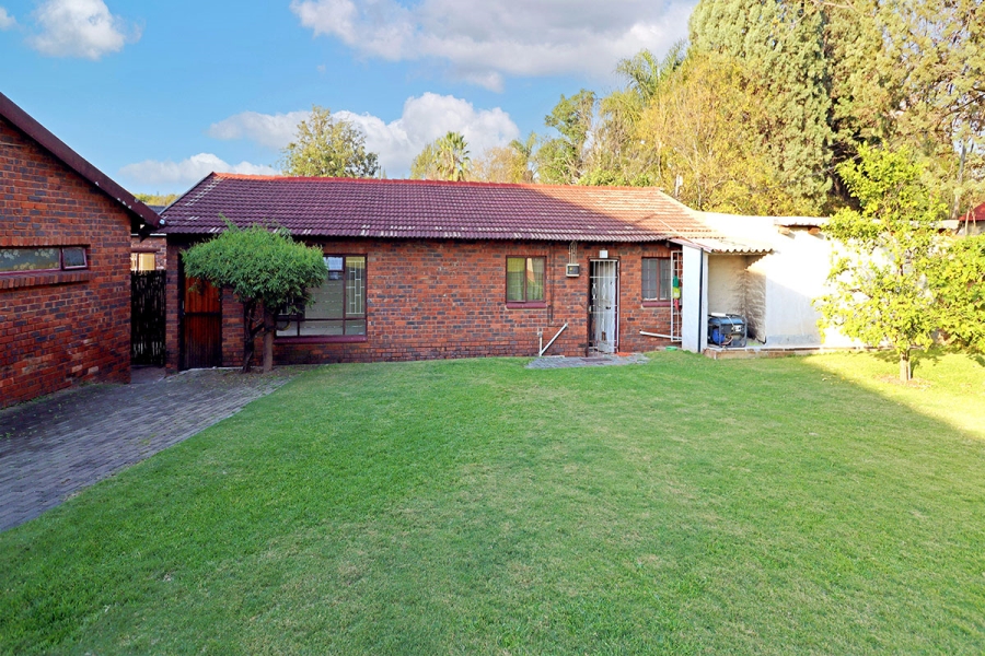 0 Bedroom Property for Sale in Bryanston Gauteng