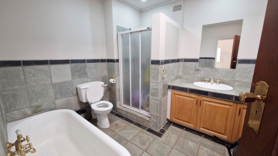 4 Bedroom Property for Sale in Observatory Gauteng