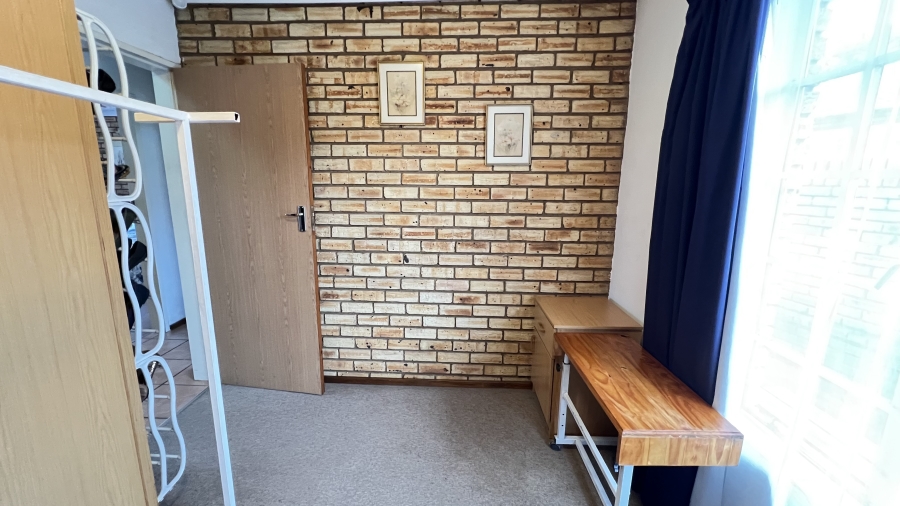 3 Bedroom Property for Sale in Noordheuwel Gauteng