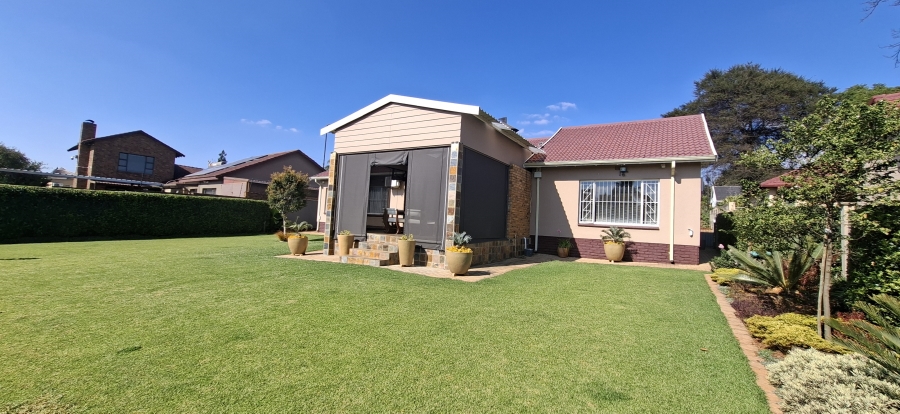 3 Bedroom Property for Sale in Rant En Dal Gauteng