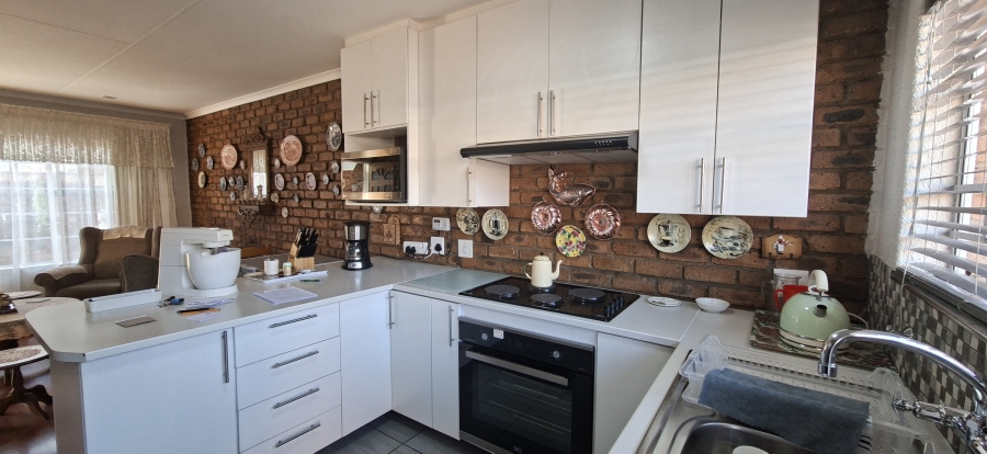 2 Bedroom Property for Sale in Krugersdorp North Gauteng