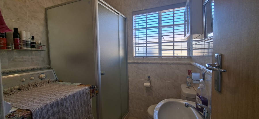 2 Bedroom Property for Sale in Krugersdorp North Gauteng