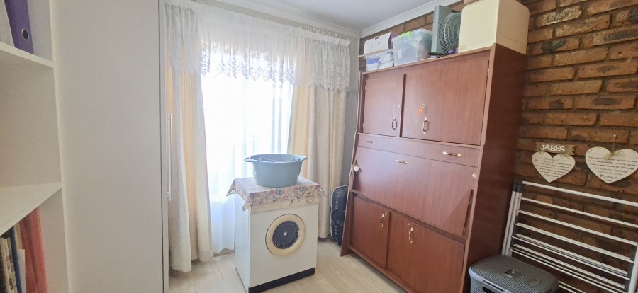 2 Bedroom Property for Sale in Krugersdorp North Gauteng