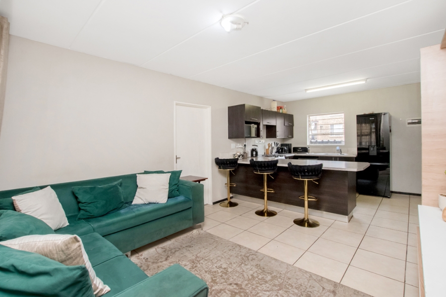2 Bedroom Property for Sale in Honeypark Gauteng