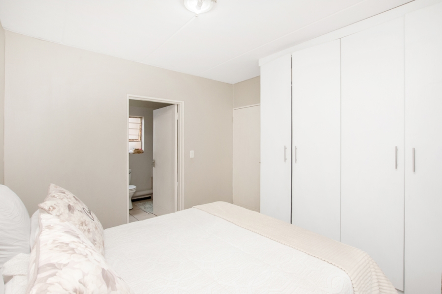 2 Bedroom Property for Sale in Honeypark Gauteng