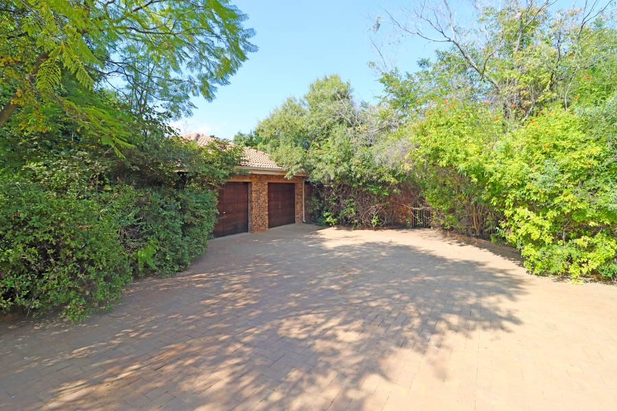 3 Bedroom Property for Sale in Laezonia Gauteng