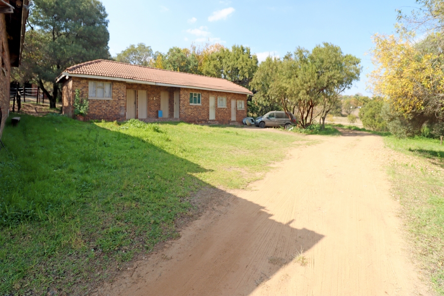 3 Bedroom Property for Sale in Laezonia Gauteng