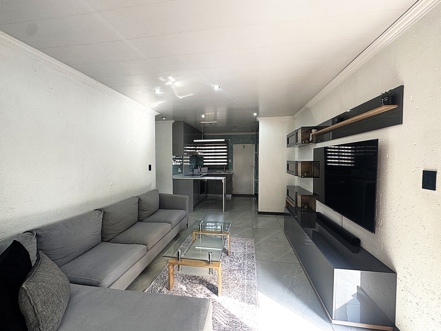3 Bedroom Property for Sale in Thatchfield Estate Gauteng