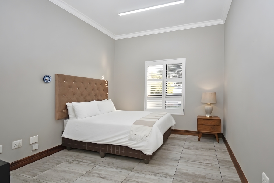 5 Bedroom Property for Sale in Copperleaf Estate Gauteng