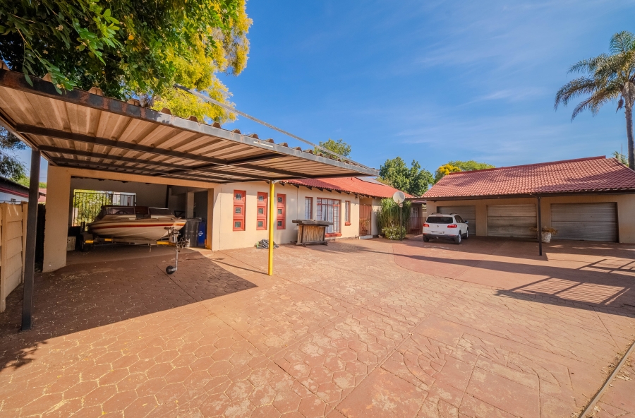 3 Bedroom Property for Sale in Doornpoort Gauteng