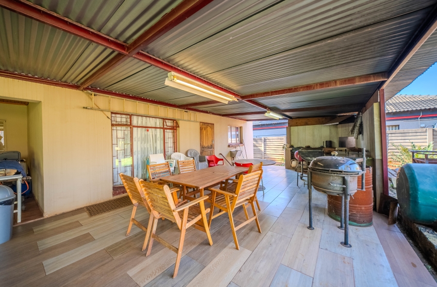 3 Bedroom Property for Sale in Doornpoort Gauteng