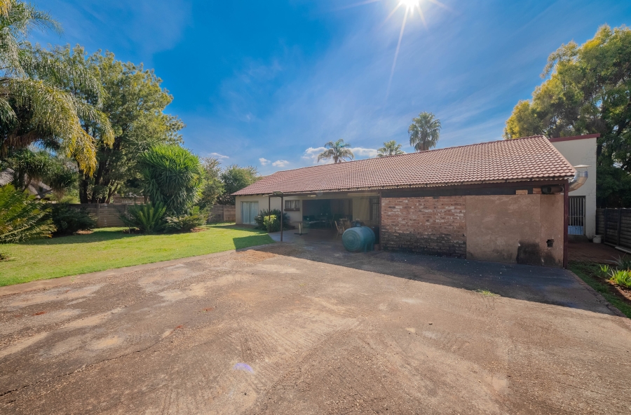 3 Bedroom Property for Sale in Doornpoort Gauteng