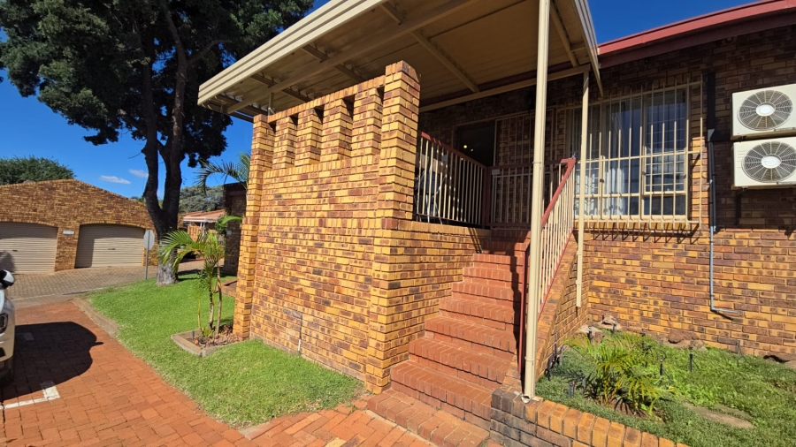 2 Bedroom Property for Sale in Amandasig Gauteng
