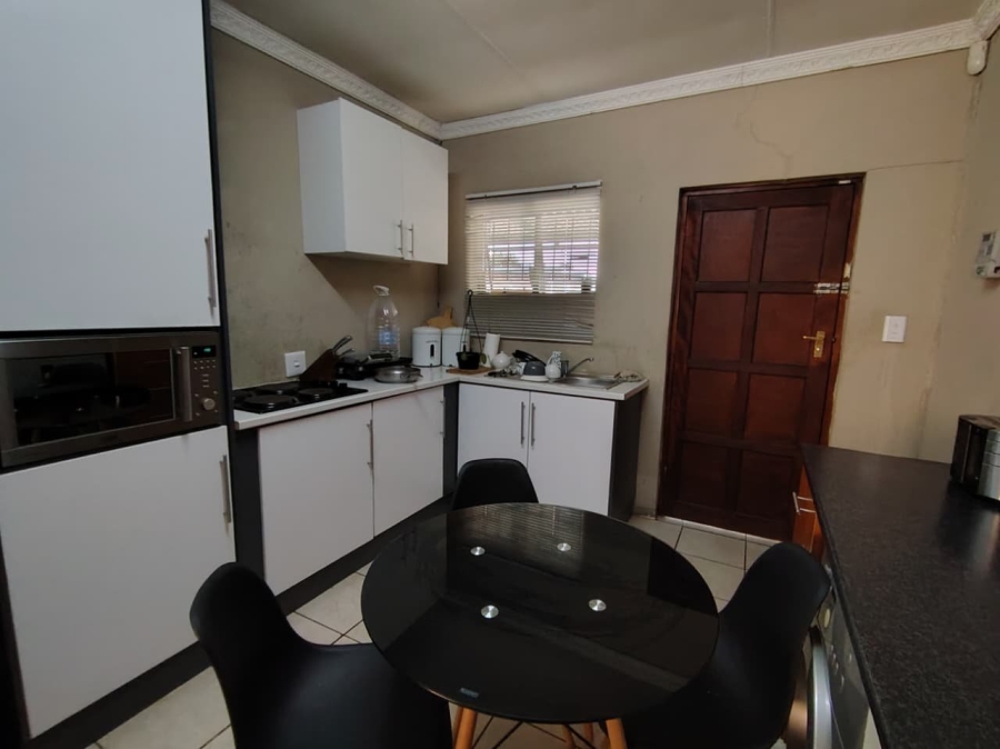 3 Bedroom Property for Sale in Karenpark Gauteng