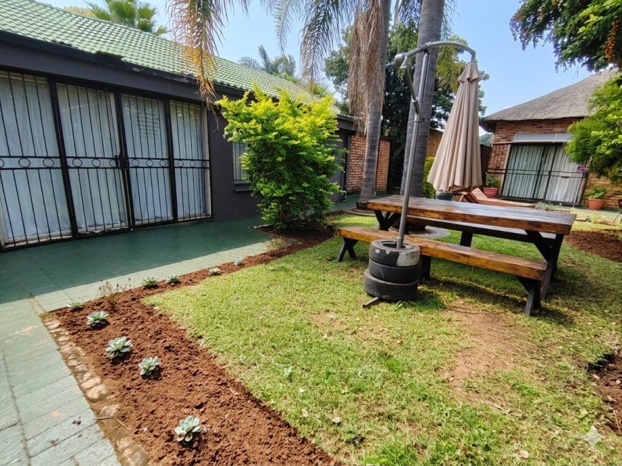 3 Bedroom Property for Sale in Karenpark Gauteng