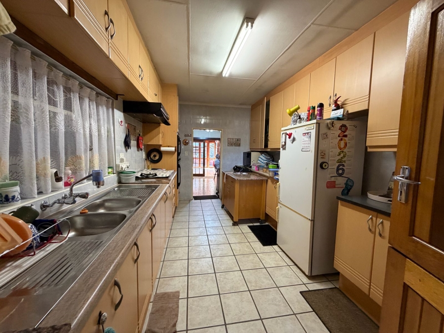 4 Bedroom Property for Sale in Wierda Park Gauteng