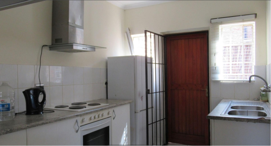 2 Bedroom Property for Sale in Helderkruin Gauteng