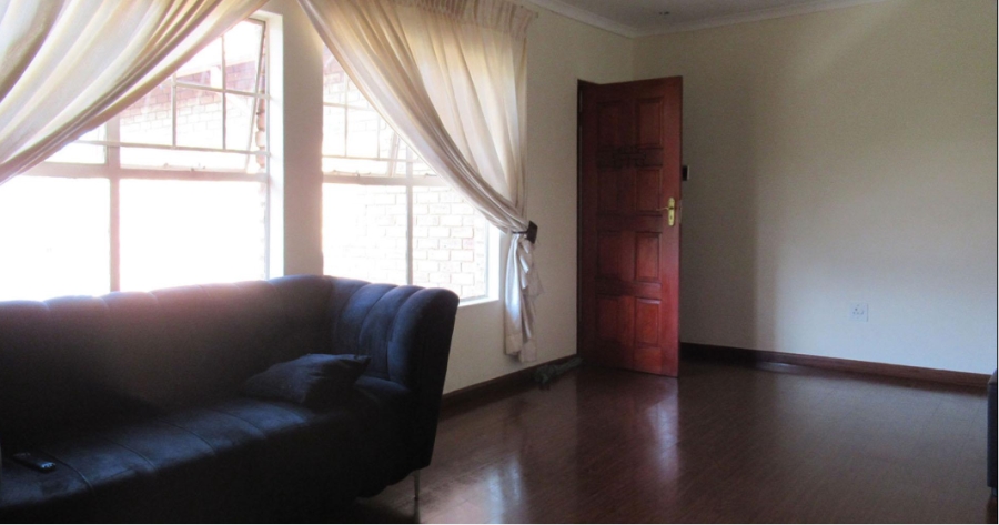 2 Bedroom Property for Sale in Helderkruin Gauteng