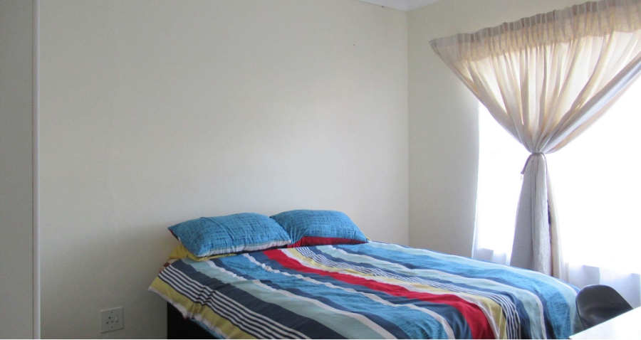 2 Bedroom Property for Sale in Helderkruin Gauteng