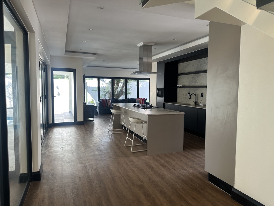 To Let 4 Bedroom Property for Rent in Bryanston Gauteng