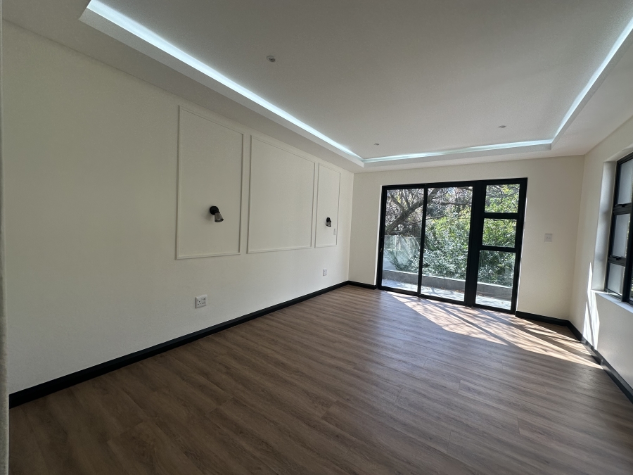 To Let 4 Bedroom Property for Rent in Bryanston Gauteng