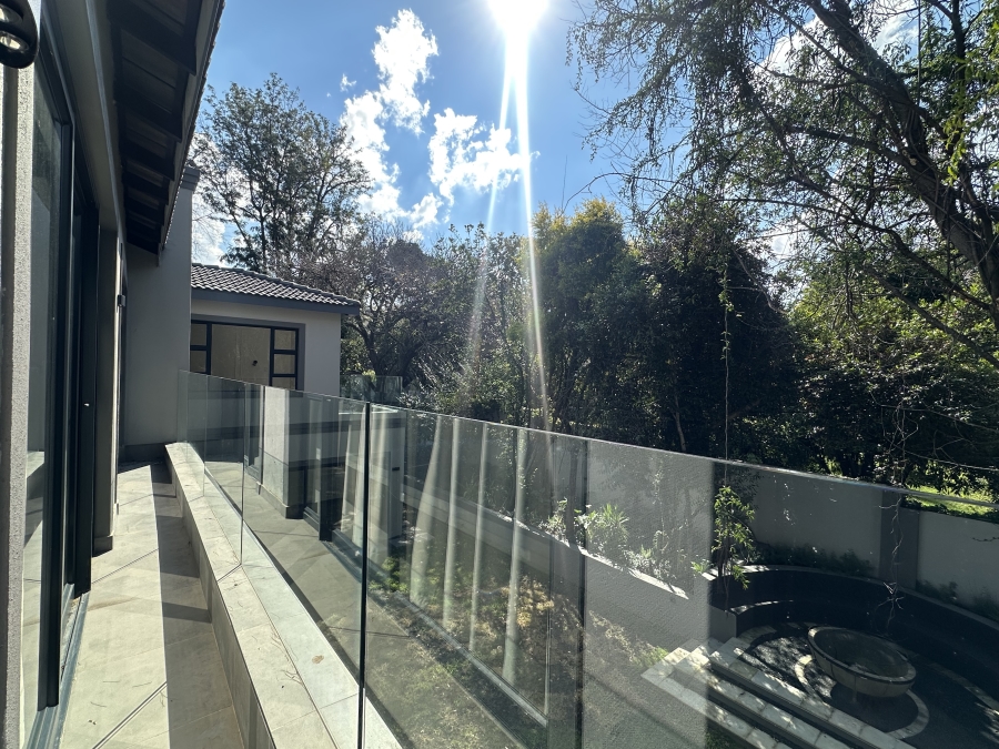 To Let 4 Bedroom Property for Rent in Bryanston Gauteng