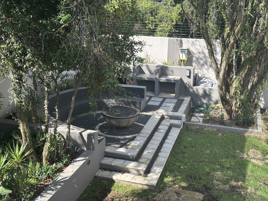 To Let 4 Bedroom Property for Rent in Bryanston Gauteng
