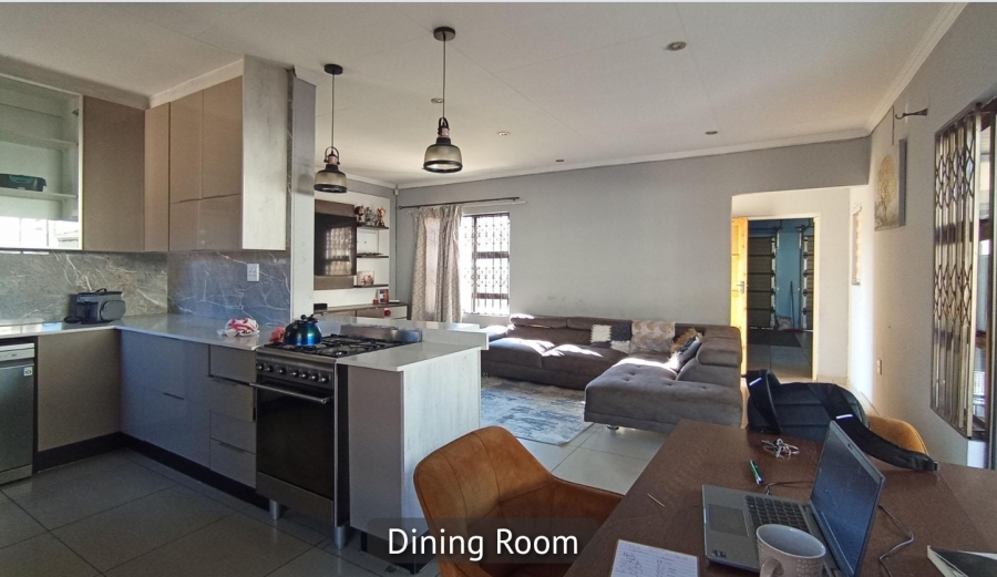 3 Bedroom Property for Sale in Amandasig Gauteng