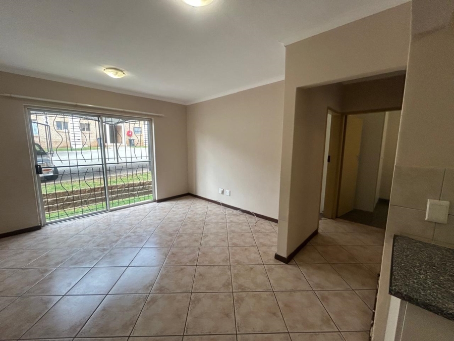 2 Bedroom Property for Sale in Greenhills Gauteng