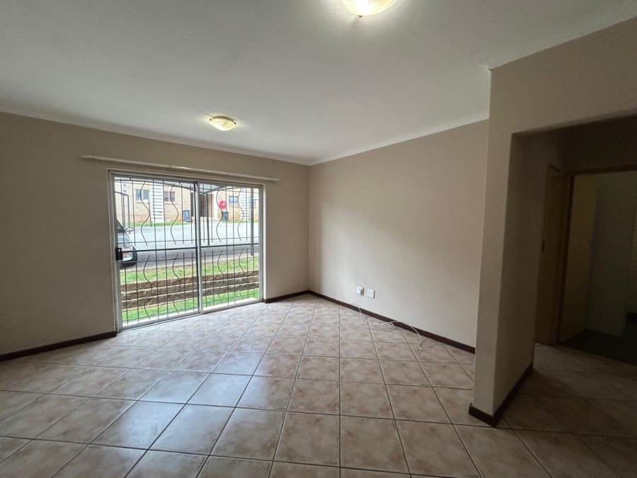 2 Bedroom Property for Sale in Greenhills Gauteng