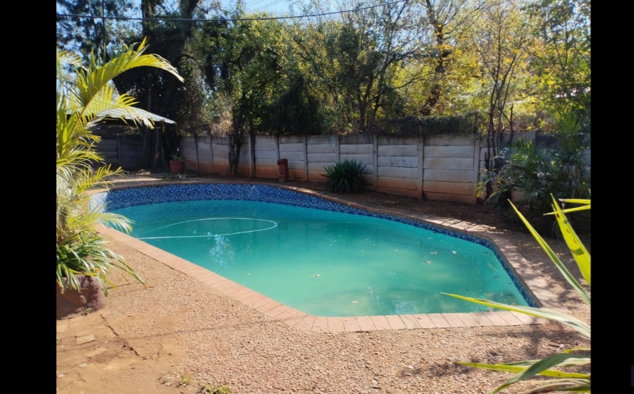 3 Bedroom Property for Sale in Mountain View Gauteng