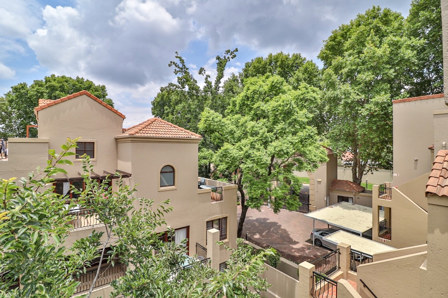 2 Bedroom Property for Sale in Strathavon Gauteng