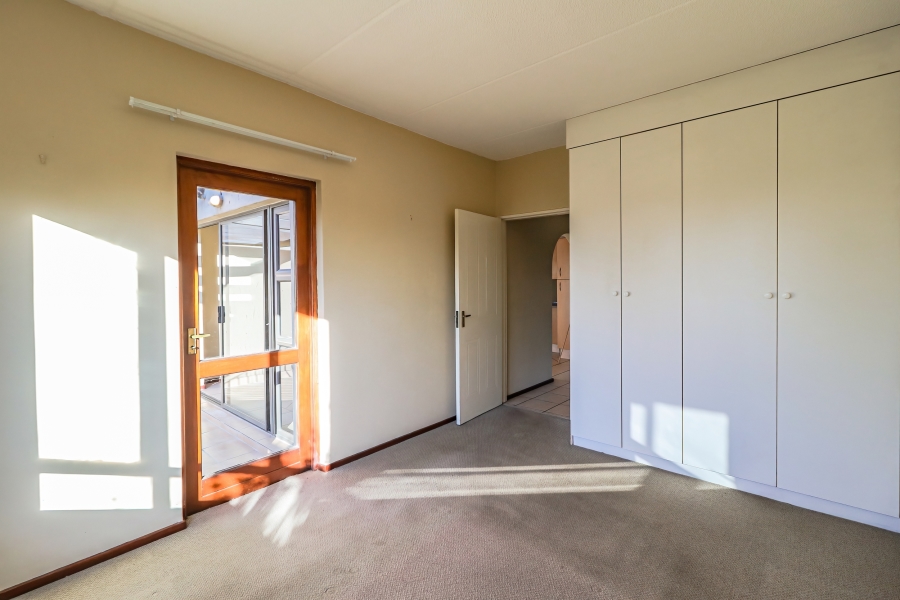 2 Bedroom Property for Sale in Strathavon Gauteng