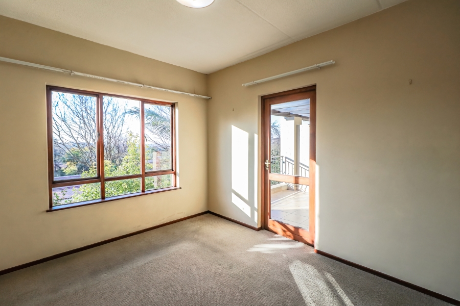 2 Bedroom Property for Sale in Strathavon Gauteng