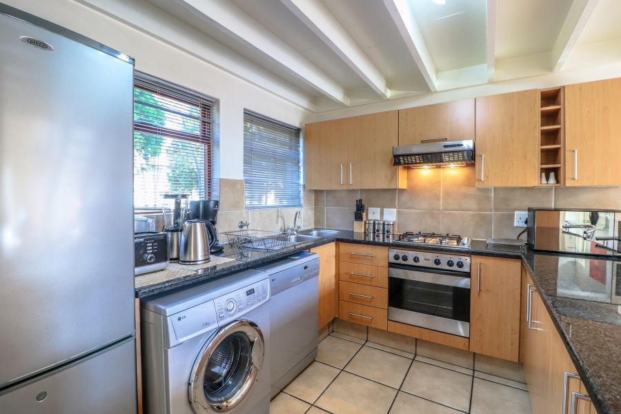 To Let 2 Bedroom Property for Rent in Morningside Gauteng