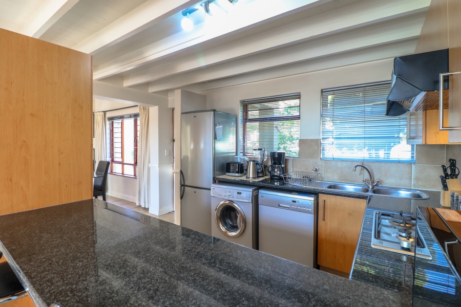 To Let 2 Bedroom Property for Rent in Morningside Gauteng