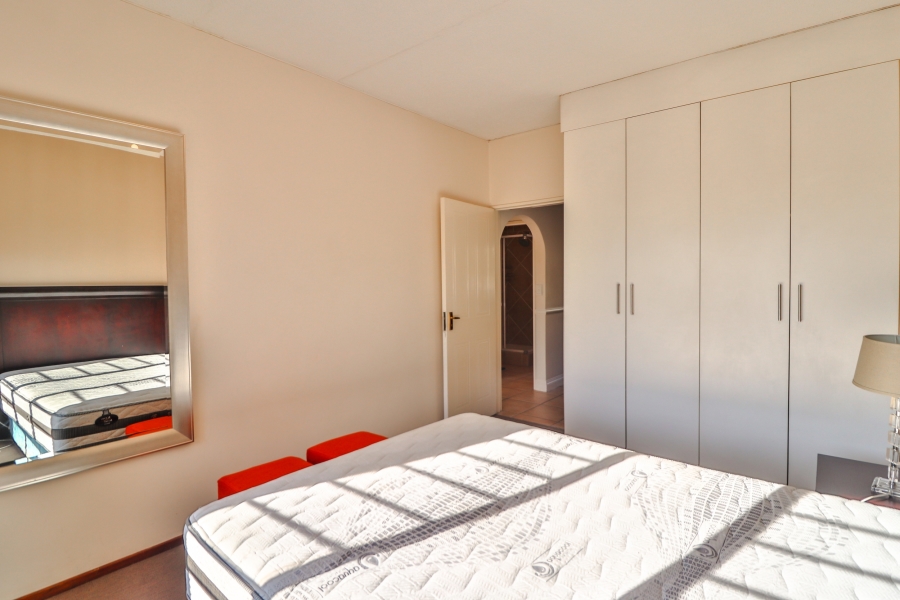 To Let 2 Bedroom Property for Rent in Morningside Gauteng