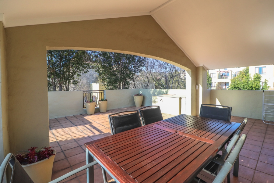 To Let 2 Bedroom Property for Rent in Morningside Gauteng