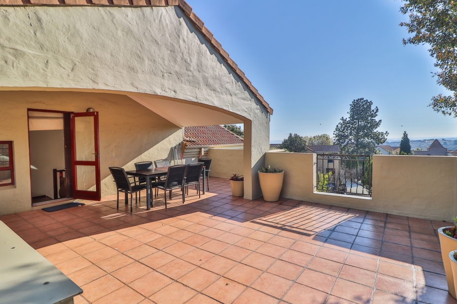 To Let 2 Bedroom Property for Rent in Morningside Gauteng