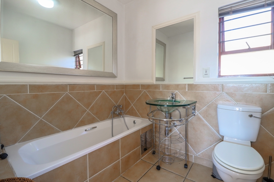 To Let 2 Bedroom Property for Rent in Morningside Gauteng