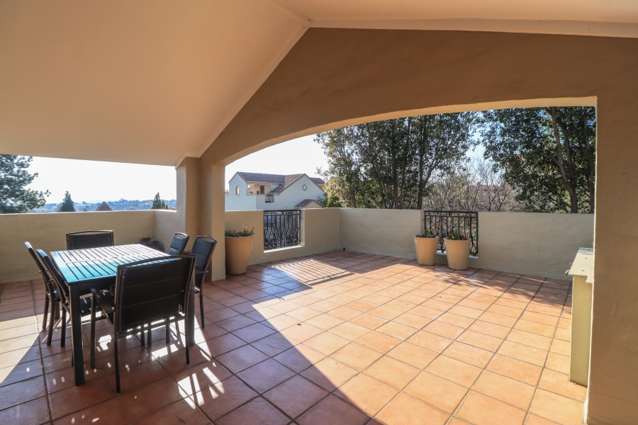 To Let 2 Bedroom Property for Rent in Morningside Gauteng