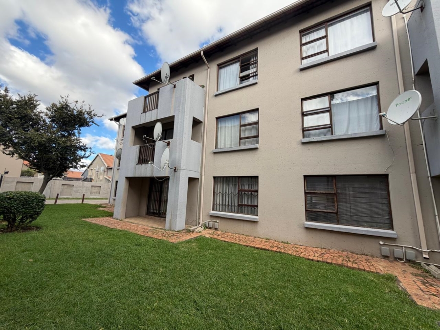 2 Bedroom Property for Sale in Eveleigh Gauteng