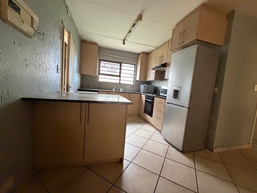 2 Bedroom Property for Sale in Eveleigh Gauteng