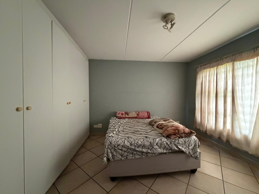 2 Bedroom Property for Sale in Eveleigh Gauteng