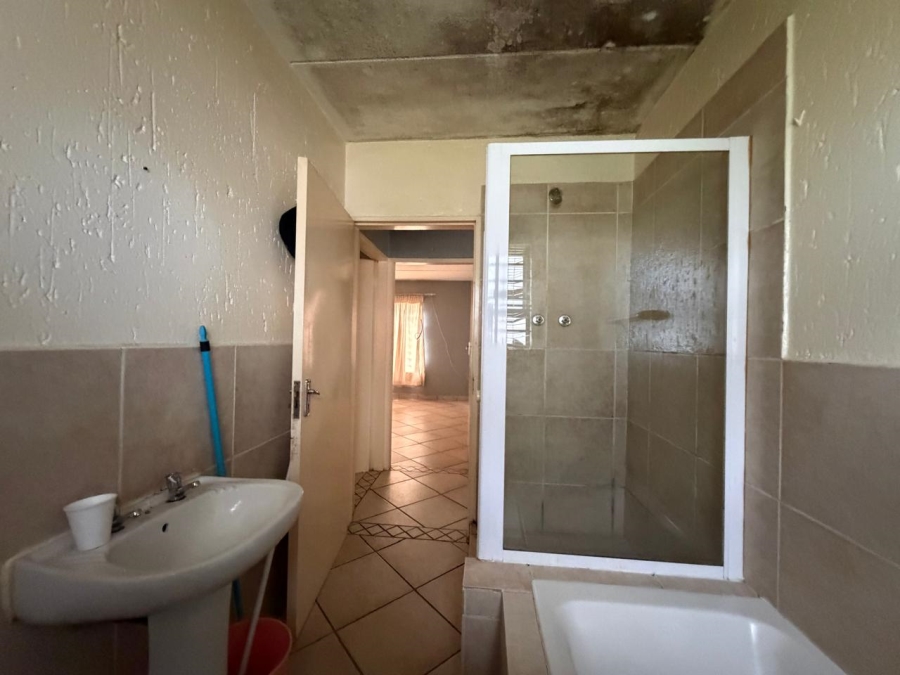 2 Bedroom Property for Sale in Eveleigh Gauteng